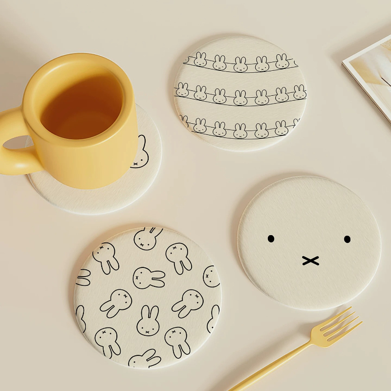 Xbloom Coffee Tea - ที่รองแก้วมิฟฟี่คาวาอี้ลายอนิเมะ น่ารัก ดูดซับน้ำ ป้องกันความร้อน ที่รองแก้วชา ทรงกลม